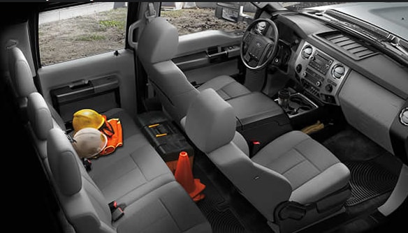 2015 Ford F-450 Super Duty Interior